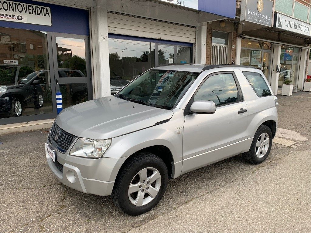 Foto SUZUKI Grand Vitara 1.6 16V 3 porte GPL MOTORE NUOVO APPENA CAMBIATO usato Bologna