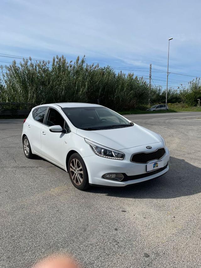 KIA cee'd 1.4 CVVT 5 porte Cool 