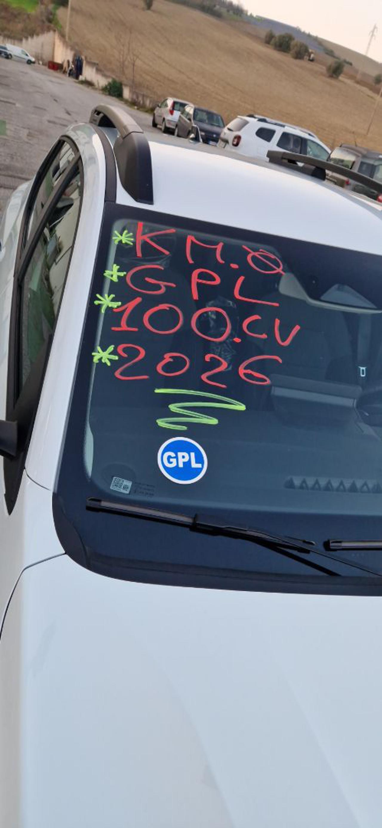 DACIA Sandero Stepway 1.0 TCe ECO-G Extreme km.0 - 4