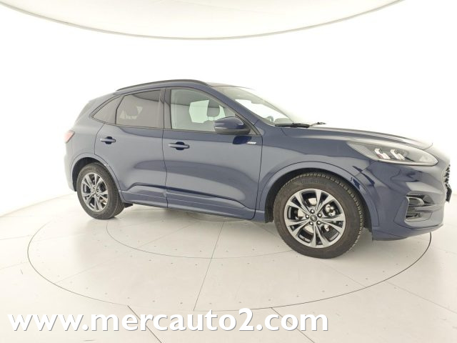 FORD Kuga Blu metallizzato