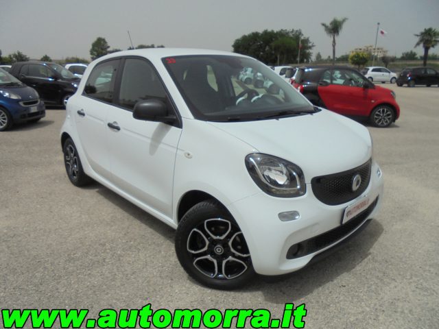 SMART ForFour Bianco pastello