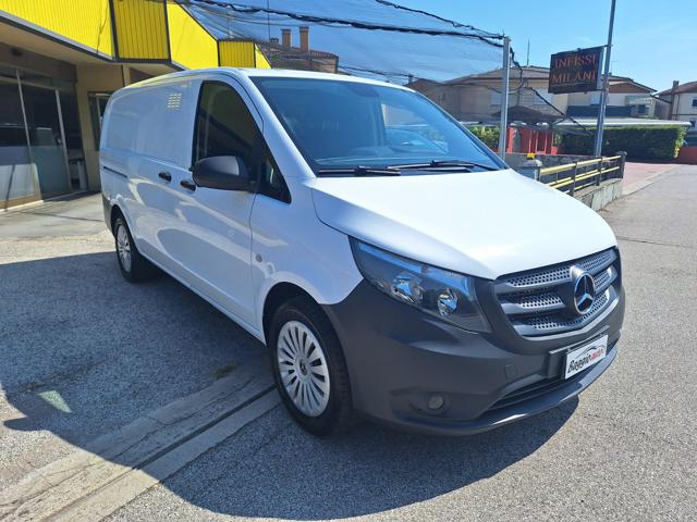 MERCEDES-BENZ Vito 2.2 114 CDI  RWD Long N°GA135 