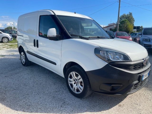 FIAT Doblo Bianco metallizzato