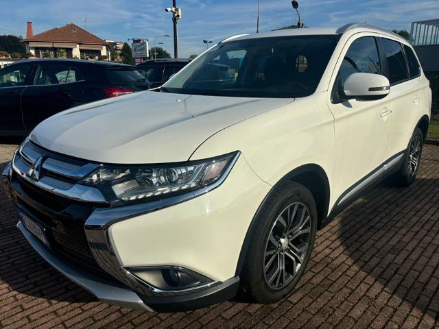 MITSUBISHI Outlander 2.2 DI-D 150 CV aut. 4WD 7 posti 