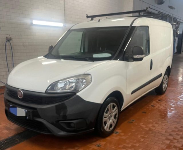 FIAT Doblo Bianco pastello