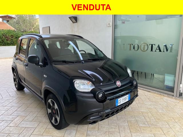 FIAT Panda 1.0 FireFly S&S Hybrid City Cross 