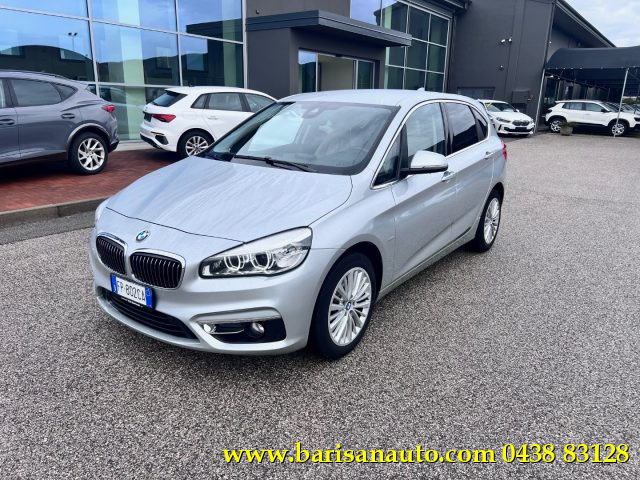 BMW 218 Argento metallizzato