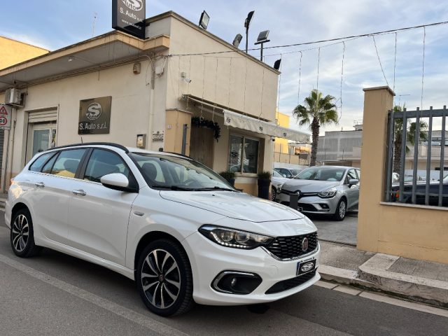 FIAT Tipo Bianco pastello