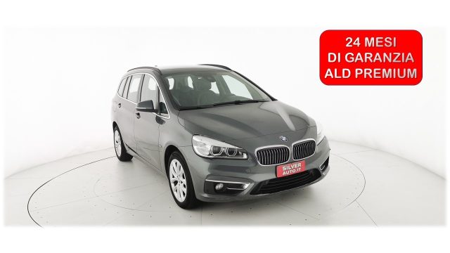 BMW 218 Grigio metallizzato