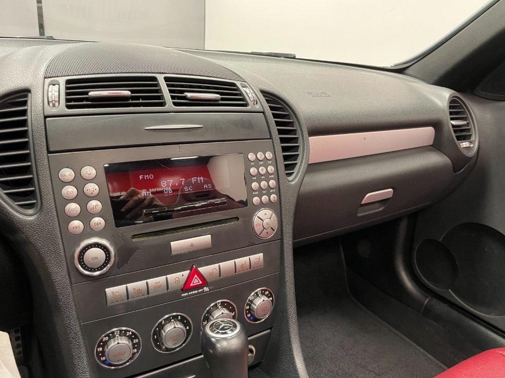 MERCEDES-BENZ SLK 280 V6 EDITION 10 - 25