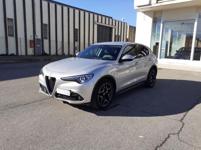 ALFA ROMEO Stelvio Grigio metallizzato