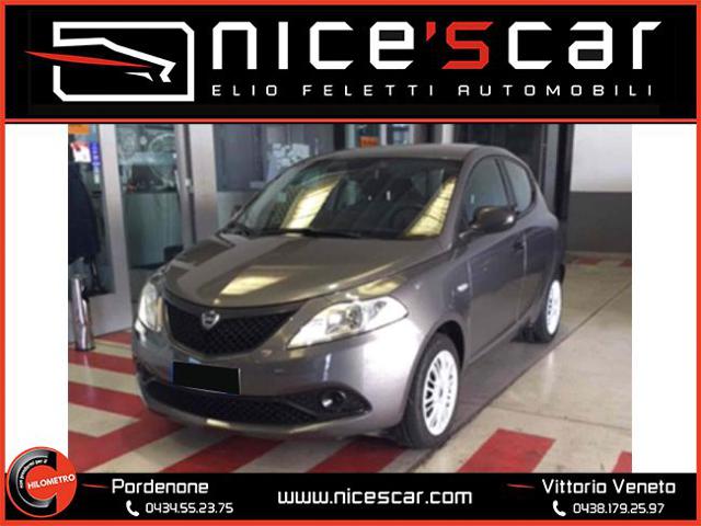 LANCIA Ypsilon 1.0 FireFly 5 porte Ecochic Silver *IBRIDA* 