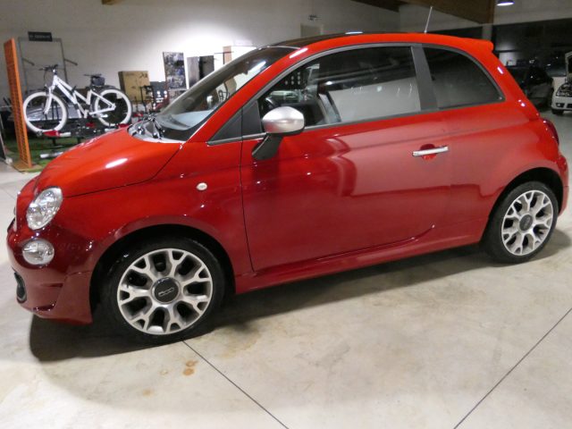 FIAT 500 Rosso pastello