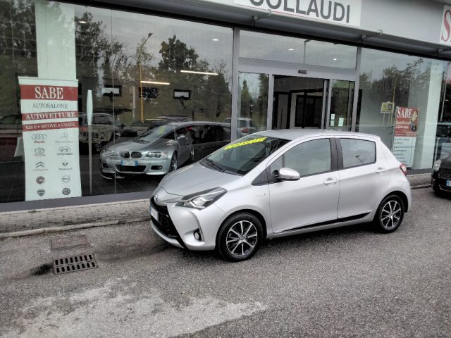 TOYOTA Yaris 1.5 Hybrid 5 porte Business 