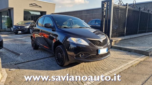 LANCIA Ypsilon Nero metallizzato