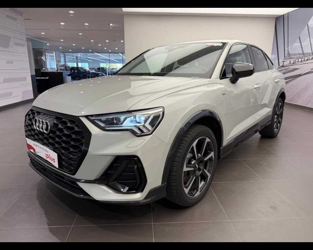 AUDI Q3 SPB 40 TDI quattro S tronic S line edition 