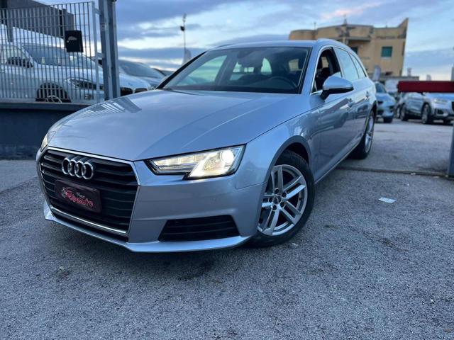 AUDI A4 Grigio argento metallizzato