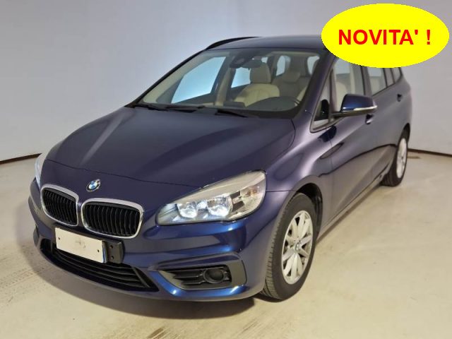 BMW 218 Blu metallizzato