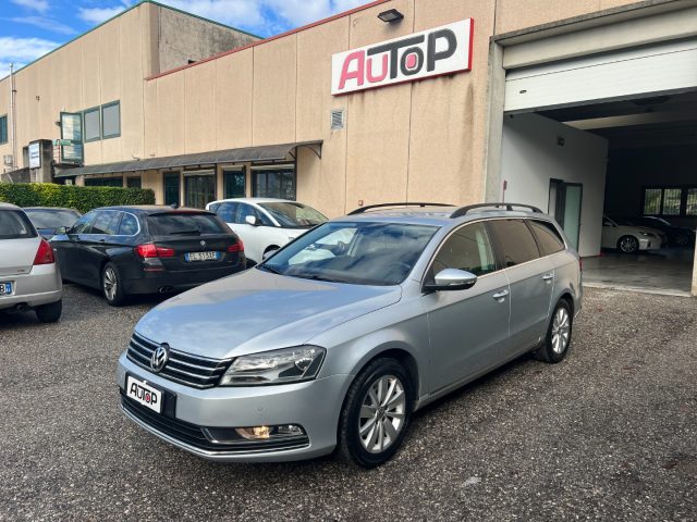 VOLKSWAGEN Passat 2.0 TDI DSG Highline BlueM. Tech. 