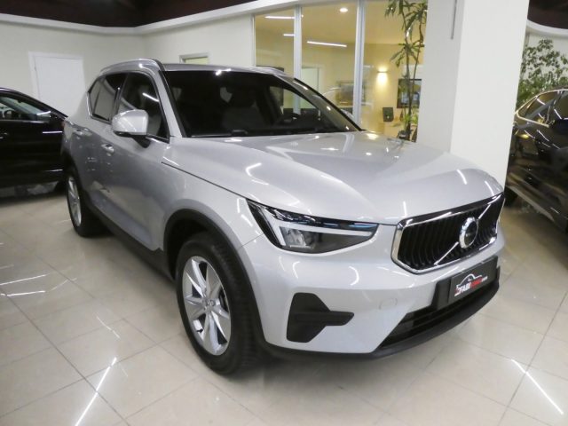 VOLVO XC40 1.5 T2 129Cv Momentum - LED, Navi, Cockpit, Traino 