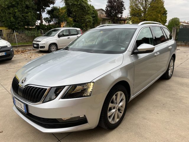 SKODA Octavia 1.5 DSG Wagon Executive G-Tec 