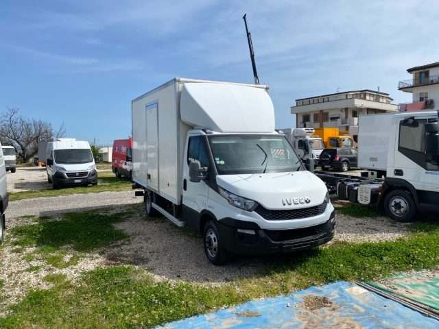 IVECO  Bianco pastello