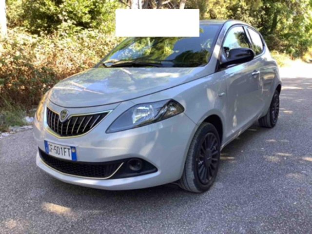 LANCIA Ypsilon 1.2 69 CV 5 porte GPL Ecochic Silver 