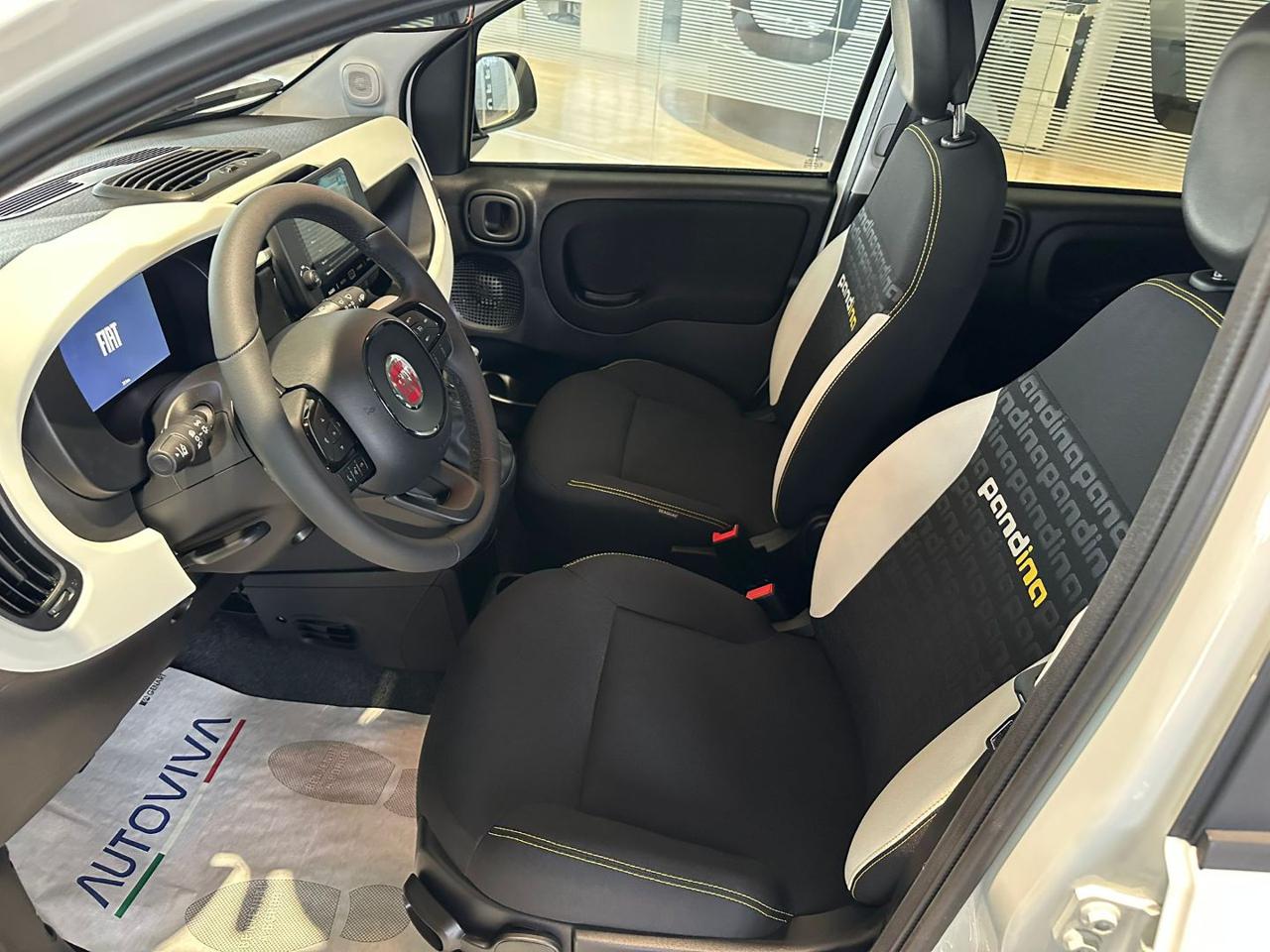 FIAT Panda 1.0 FireFly S&S Hybrid Pandina - 11