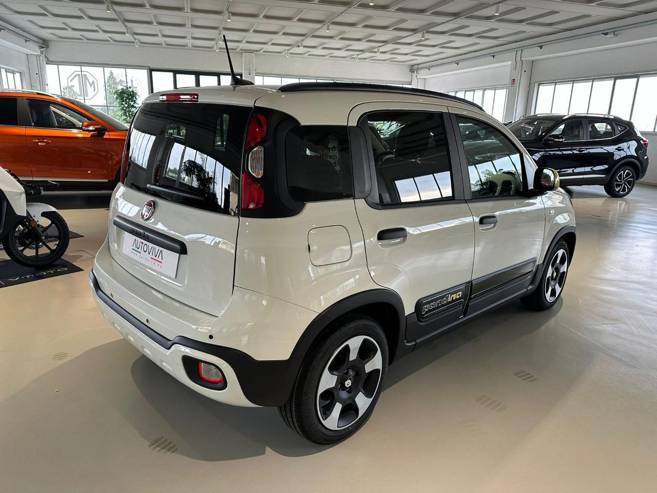 FIAT Panda 1.0 FireFly S&S Hybrid Pandina - 4