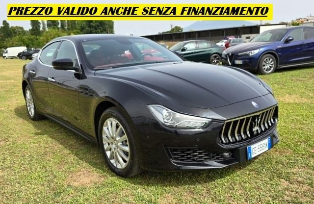 MASERATI Ghibli Nero metallizzato