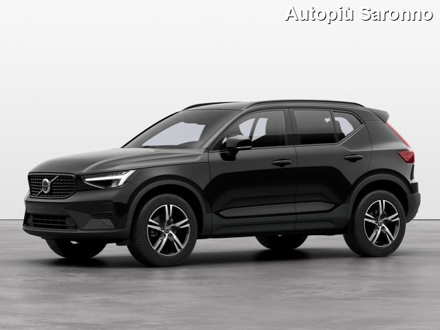 VOLVO XC40 B3 automatico Plus Dark 