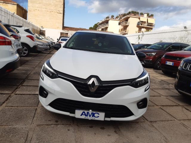 RENAULT Clio Bianco pastello