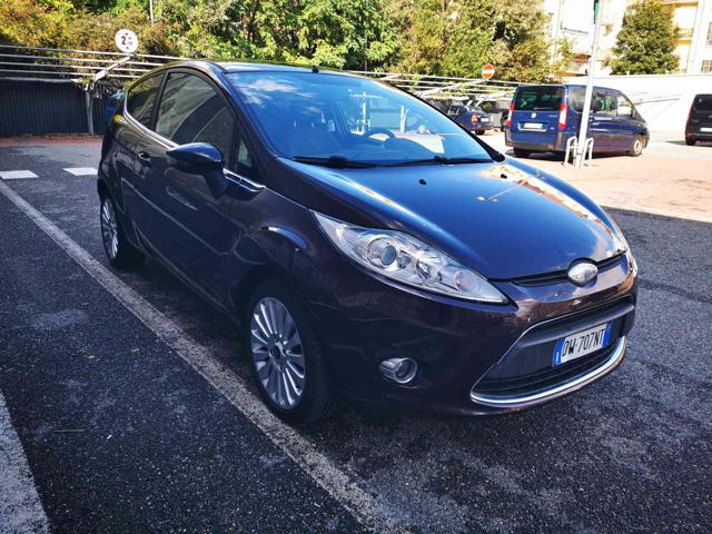 FORD Fiesta Bronzo metallizzato