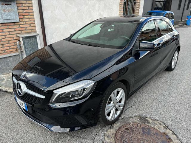 MERCEDES-BENZ A 200 d Automatic Sport 