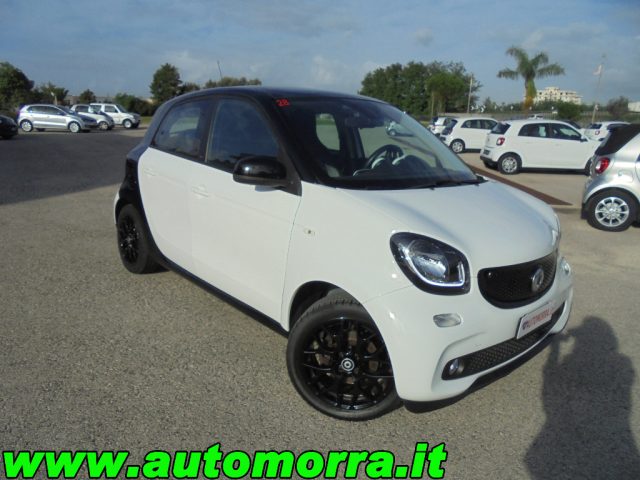 SMART ForFour Bianco pastello