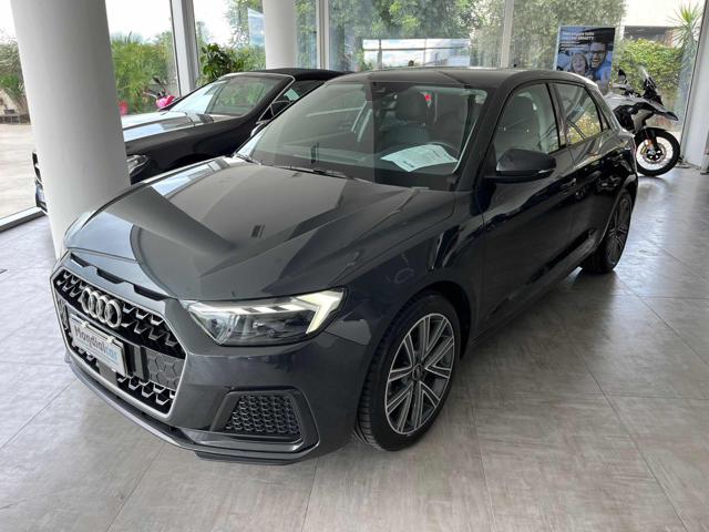 AUDI A1 Grigio scuro metallizzato