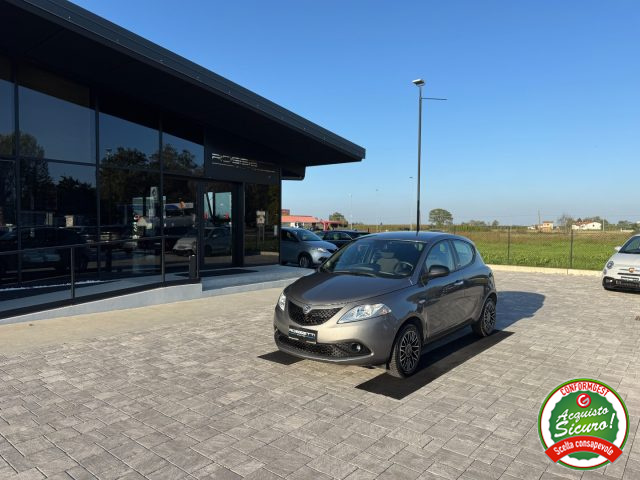 LANCIA Ypsilon 1.2 GPL Ecochic Gold 5p ANCHE PER NEOPATENTATI 