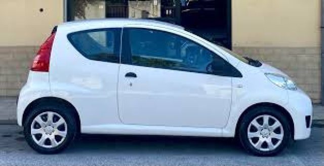 PEUGEOT 107 Bianco pastello