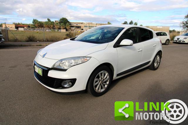 RENAULT Megane Mégane 1.5 dCi 110CV EDC Wave START & STOP 