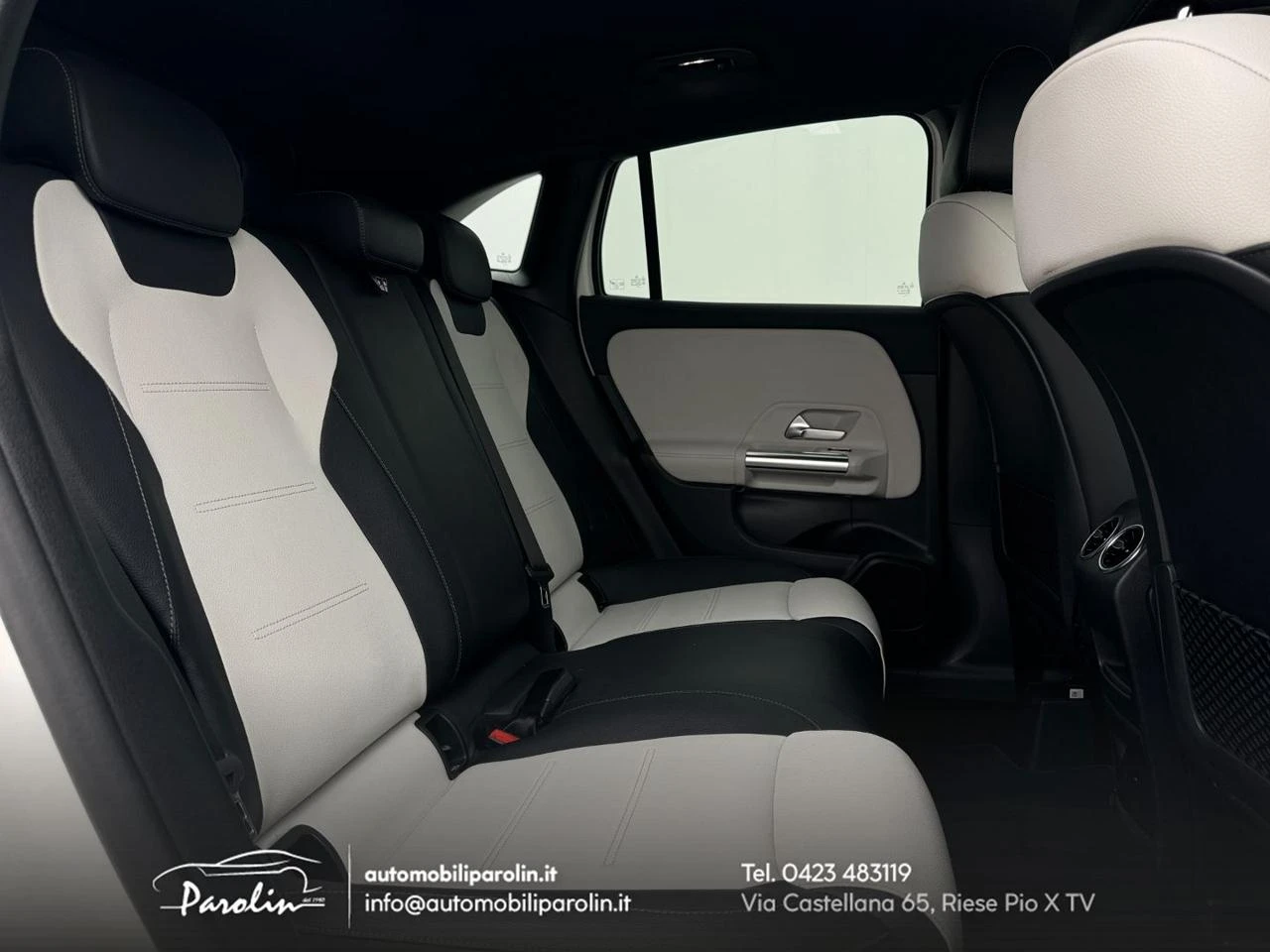 MERCEDES-BENZ GLA 250 e EQ-Power PHEV Automatic Premium AMG Night - 32