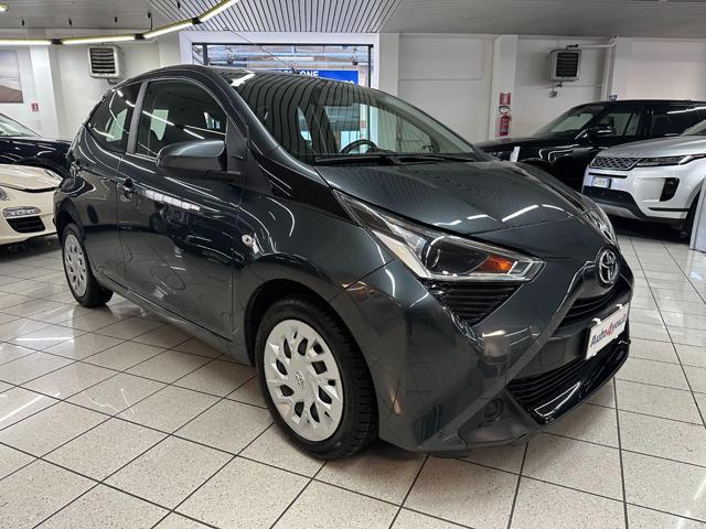 TOYOTA Aygo Grigio scuro metallizzato