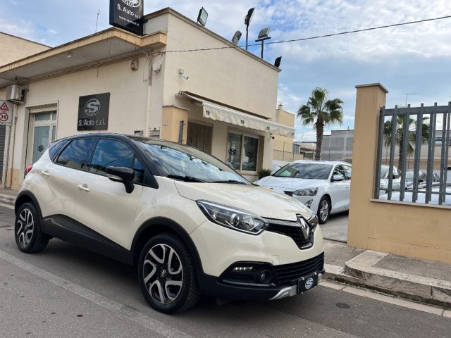 RENAULT Captur Beige metallizzato