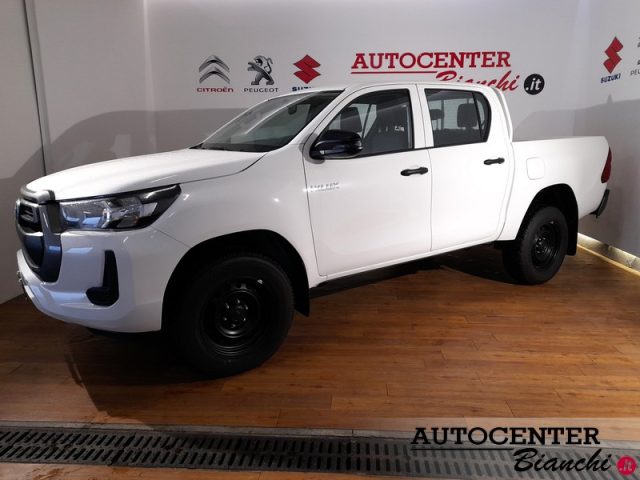 TOYOTA Hilux 2.4 D-4D A/T 4WD 4 porte Double Cab Comfort 