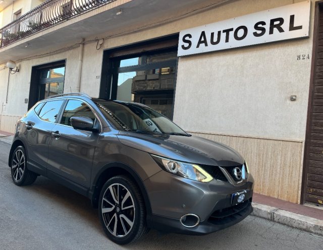 NISSAN Qashqai 1.6dCi Tekna *Tetto*Cam360* 