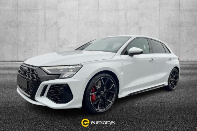 AUDI RS 3 Sedan TFSI quattro S tronic 