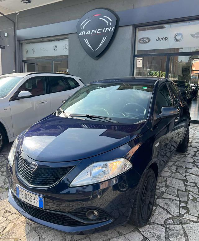 LANCIA Ypsilon 1.0 FireFly 5 porte S&S Hybrid Ecochic Gold 