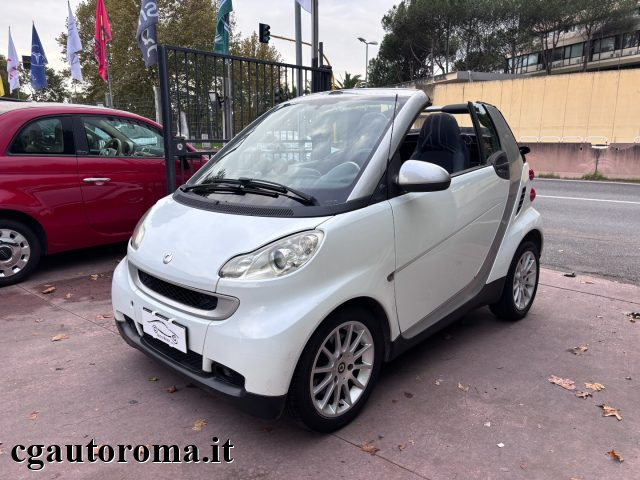 SMART ForTwo Bianco pastello