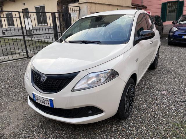 LANCIA Ypsilon 1.0 FireFly 5 porte S&S Hybrid Oro 