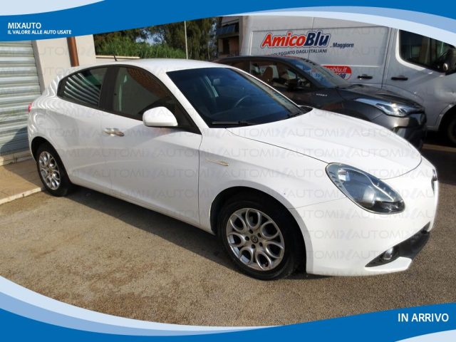 ALFA ROMEO Giulietta Bianco pastello