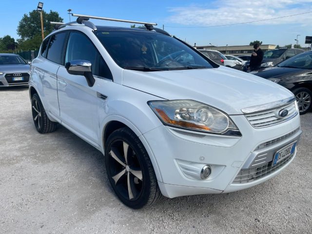 FORD Kuga Bianco metallizzato